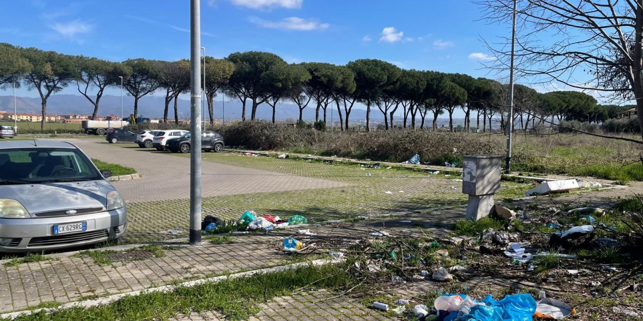 Via Torricella Sicura: richiesto intervento urgente per parcheggio e parco